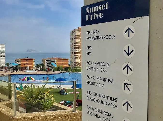 Sunset Drive Septimo Cielo